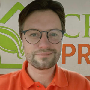 Headshot of Cade Buer